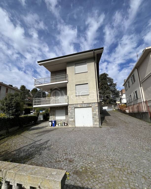 appartamento in vendita a Pino Torinese in zona Strada San Felice