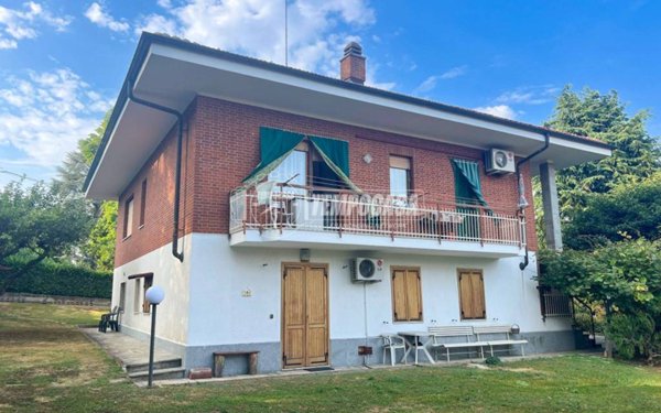 casa indipendente in vendita a Pino Torinese in zona Strada San Felice