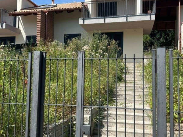 casa indipendente in vendita a Pino Torinese in zona Cento Croci