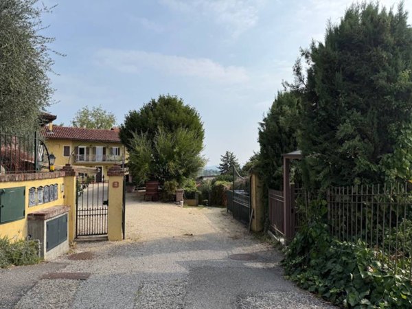 casa indipendente in vendita a Pino Torinese