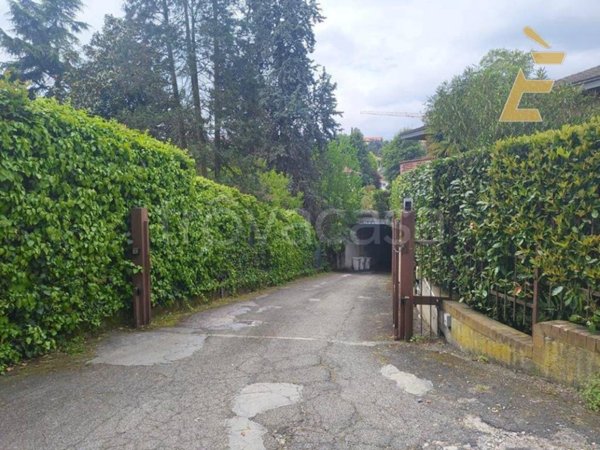 locale di sgombero in vendita a Pino Torinese in zona Strada San Felice