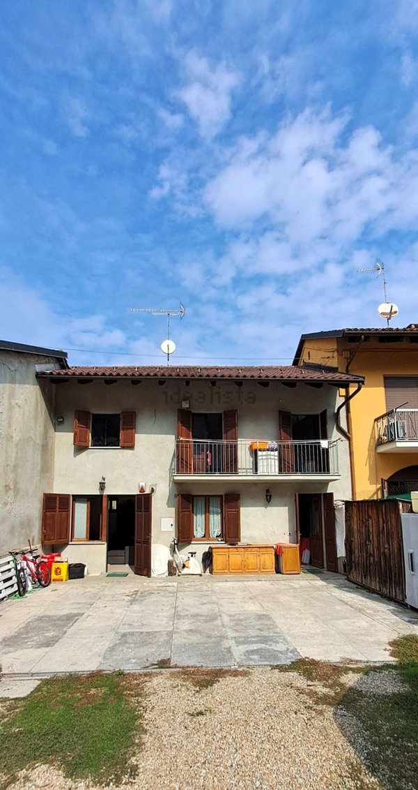 casale in vendita a Pino Torinese in zona Valle Ceppi