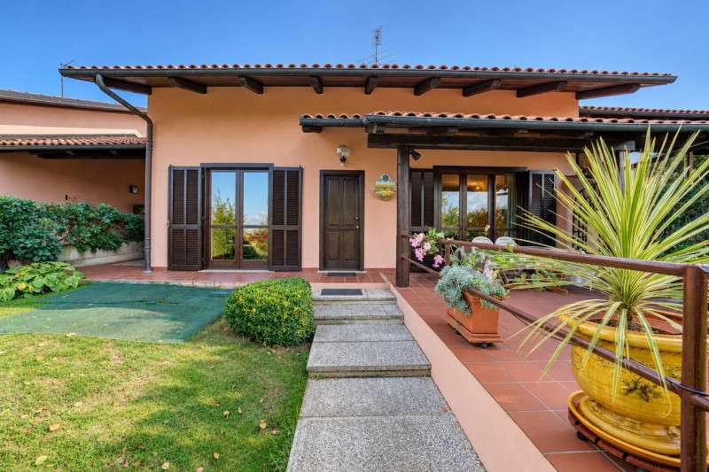 casa semindipendente in vendita a Pino Torinese in zona Strada San Felice