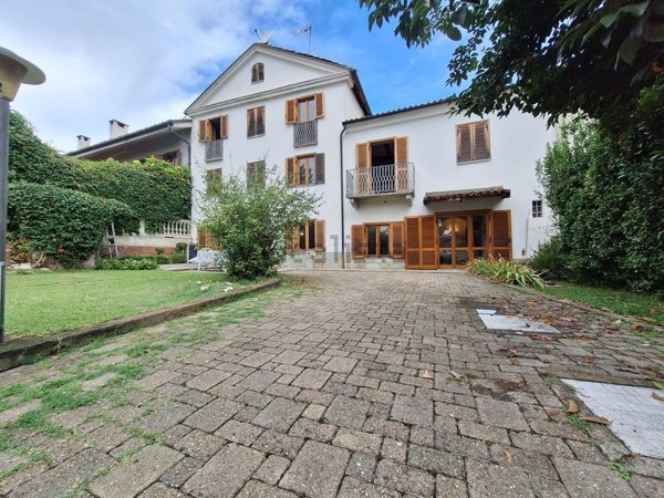 casale in vendita a Pino Torinese in zona Strada San Felice