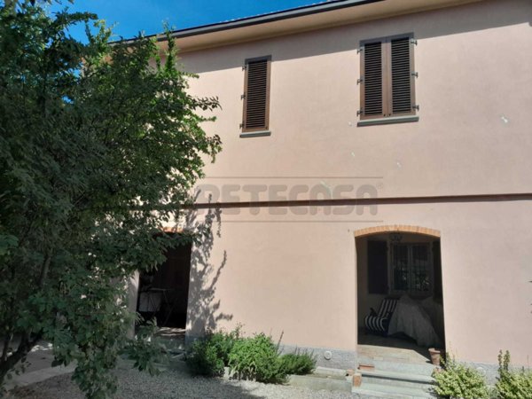 casa indipendente in vendita a Pianengo