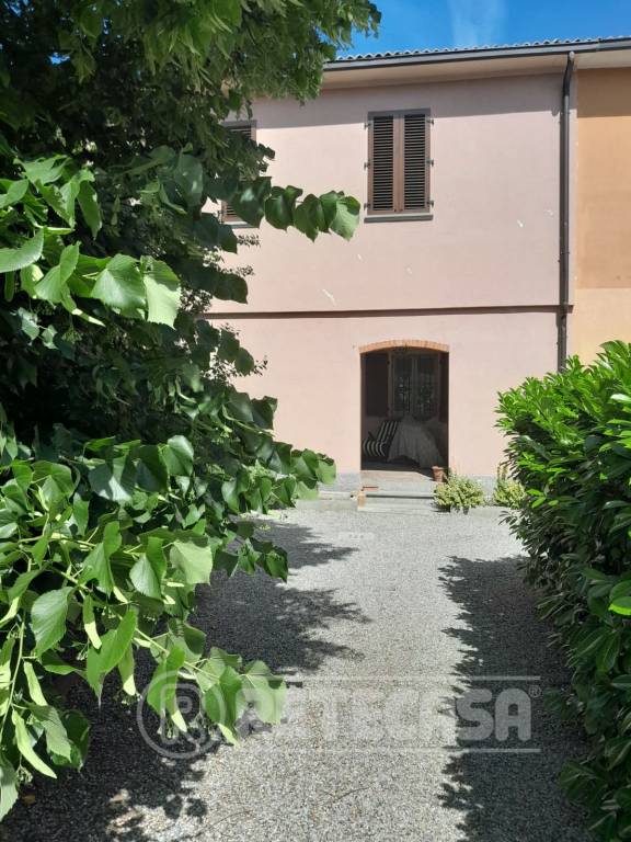 casa indipendente in vendita a Pianengo