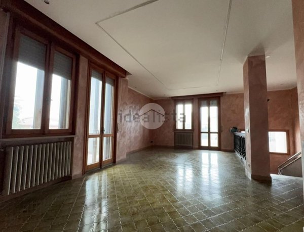 casa indipendente in vendita a Pianengo