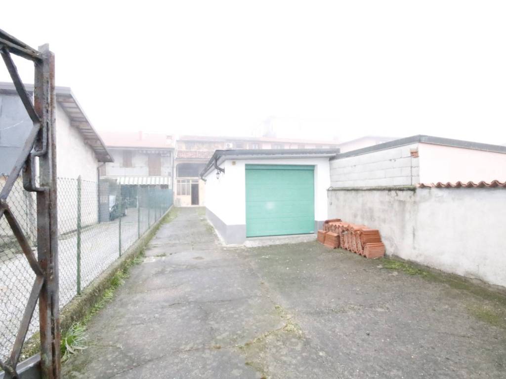 casa indipendente in vendita a Pianengo