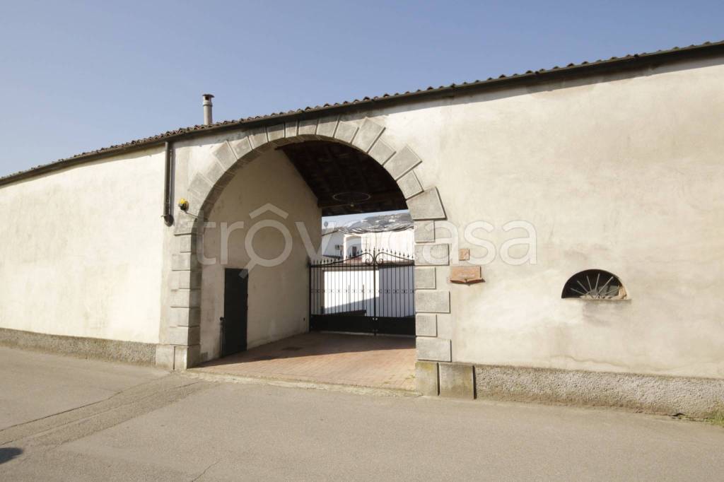 casa indipendente in vendita a Pianengo