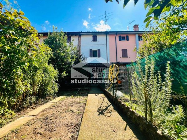 casa indipendente in vendita a Pianengo