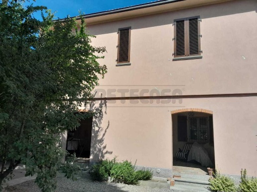casa indipendente in vendita a Pianengo