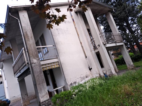 casa indipendente in vendita a Pianengo