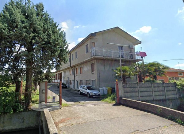 casa indipendente in vendita a Pianengo
