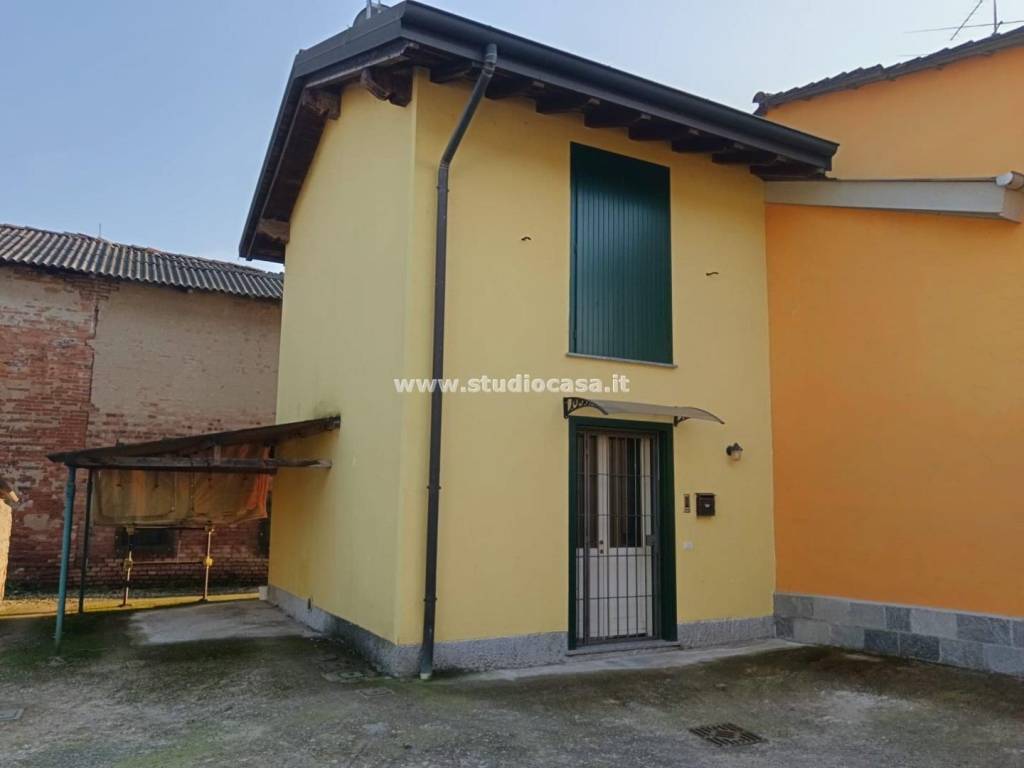 casa indipendente in vendita a Pieranica