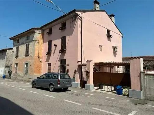 casa indipendente in vendita a Pieve d'Olmi