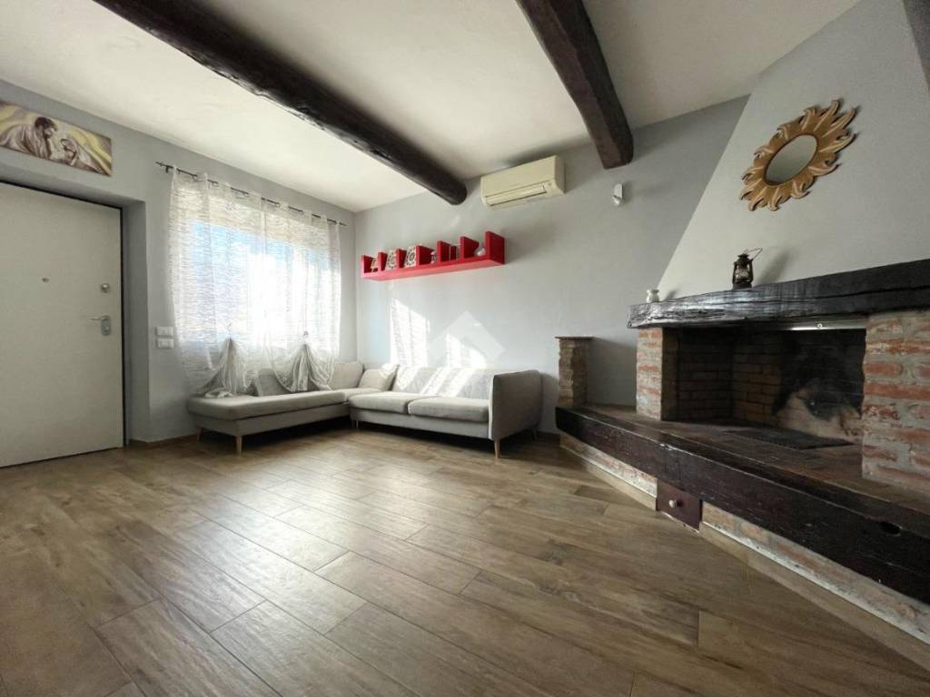 casa indipendente in vendita a Pieve d'Olmi