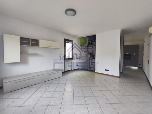 casa indipendente in vendita a Pieve d'Olmi