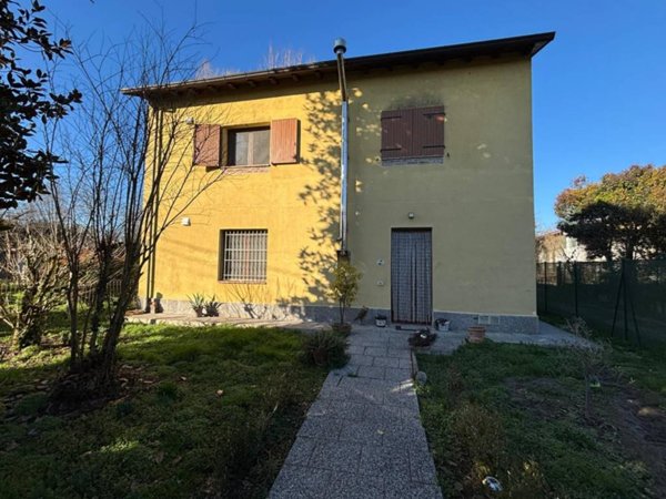 casa indipendente in vendita a Pieve d'Olmi