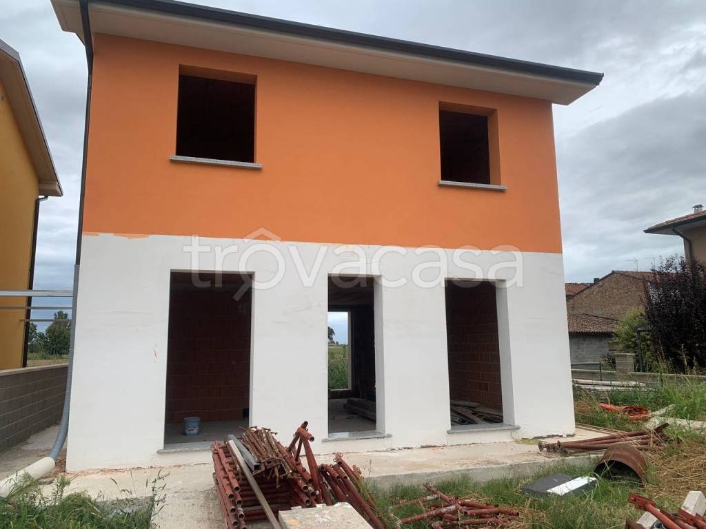 casa indipendente in vendita a Pieve d'Olmi