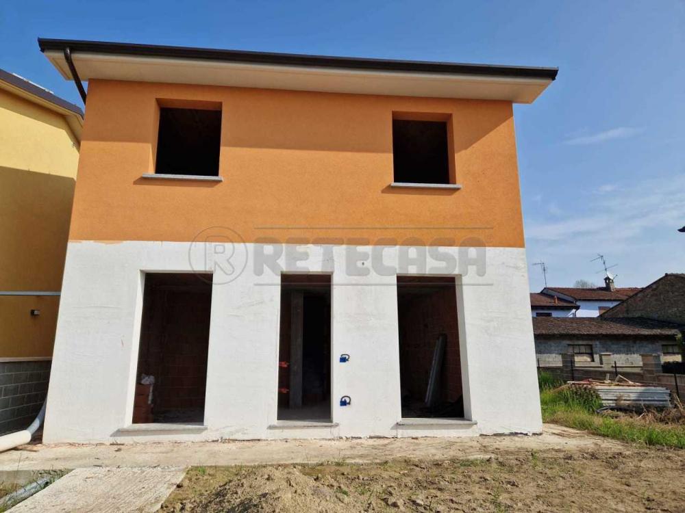 casa indipendente in vendita a Pieve d'Olmi