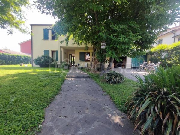 casa indipendente in vendita a Pieve San Giacomo