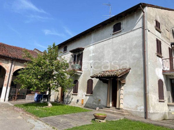 casa indipendente in vendita a Pieve San Giacomo