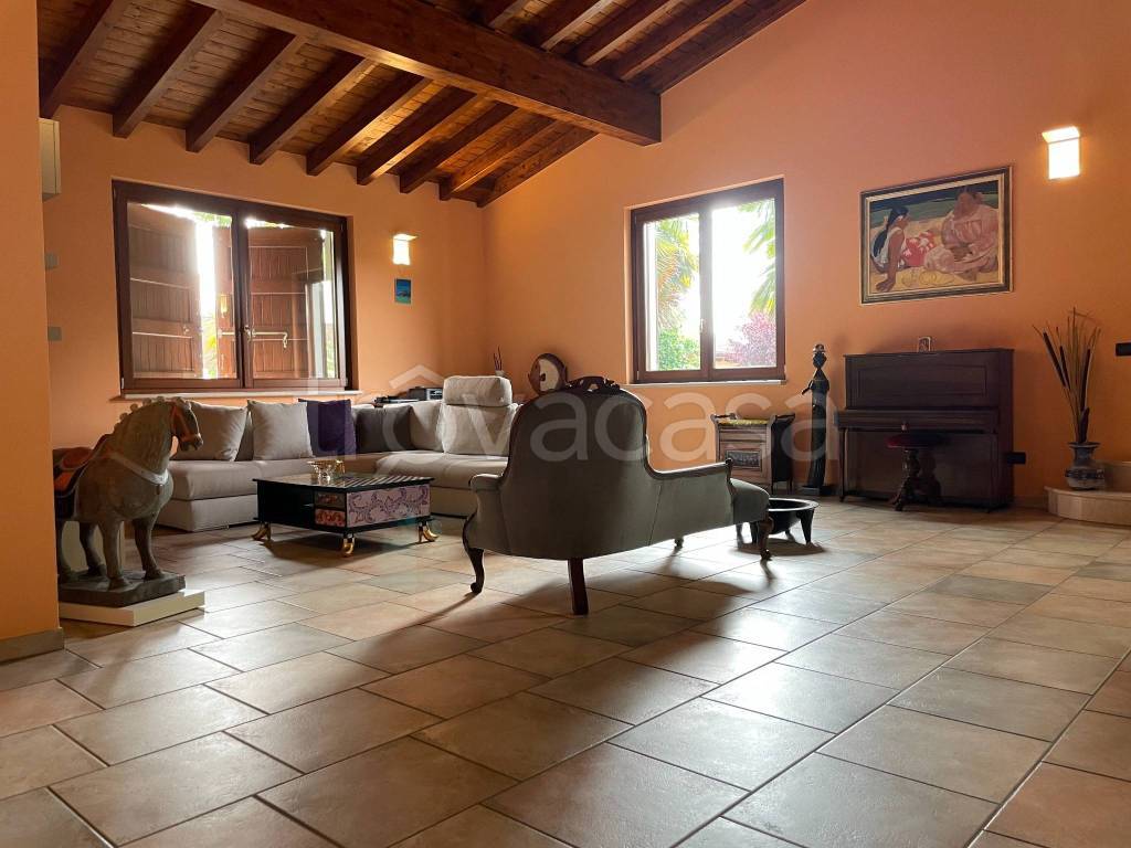 casa indipendente in vendita a Pieve San Giacomo
