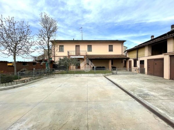 casa indipendente in vendita a Pieve San Giacomo