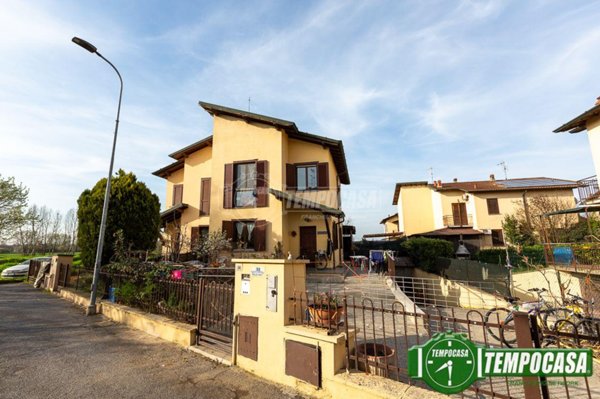 casa indipendente in vendita a Pizzighettone