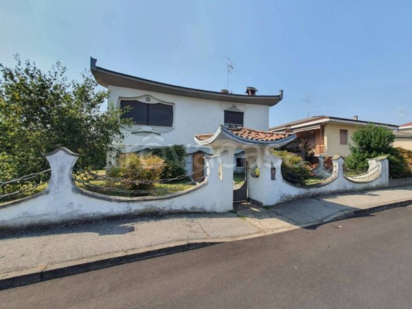 casa indipendente in vendita a Pizzighettone