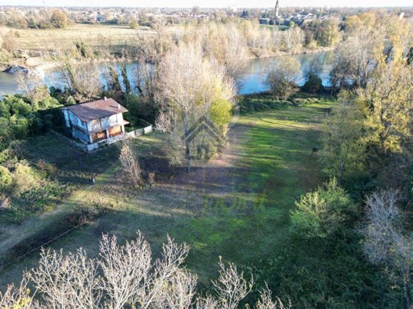 casa indipendente in vendita a Pizzighettone