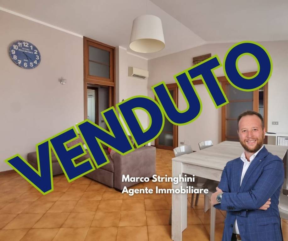 appartamento in vendita a Pizzighettone in zona Roggione