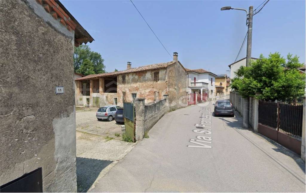 casale in vendita a Pizzighettone in zona Regona