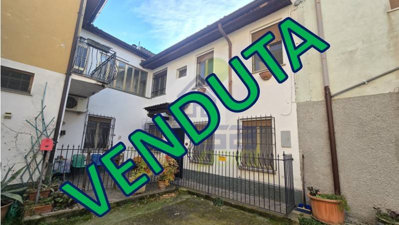 casa indipendente in vendita a Pizzighettone