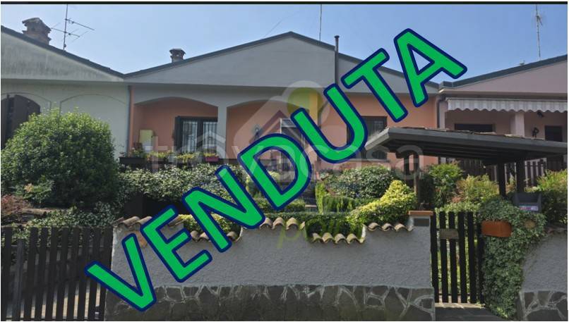casa indipendente in vendita a Pizzighettone