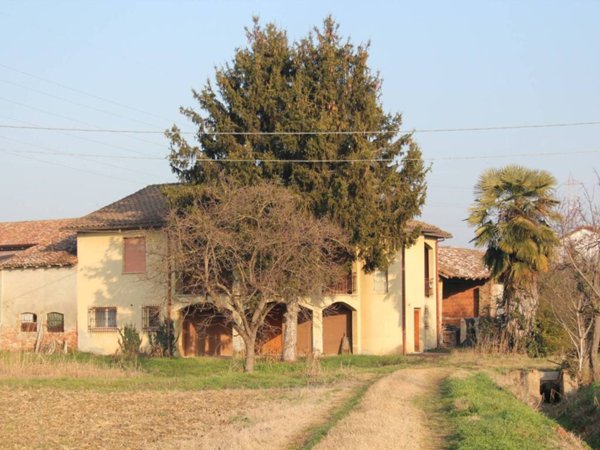 casa indipendente in vendita a Pizzighettone