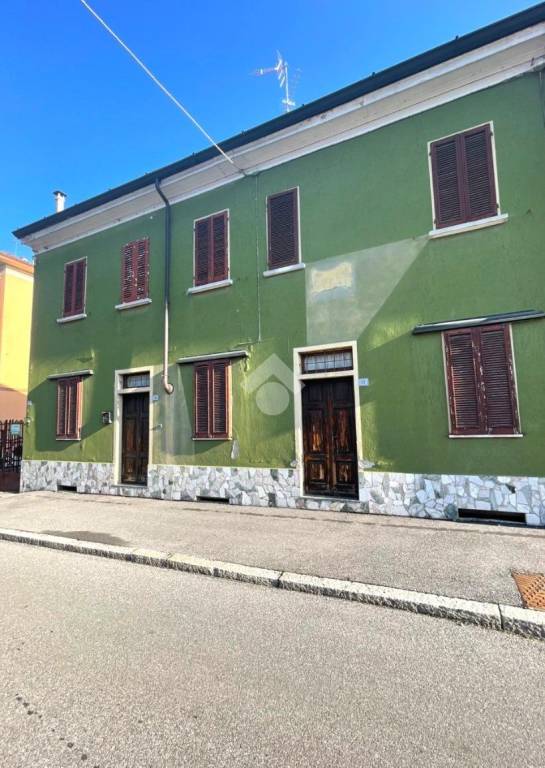 casa indipendente in vendita a Pizzighettone