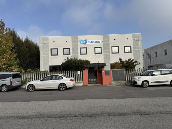 capannone in vendita a Pizzighettone