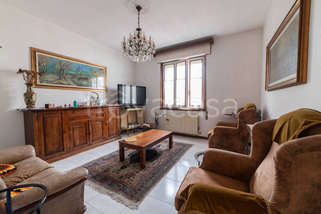 casa indipendente in vendita a Pizzighettone