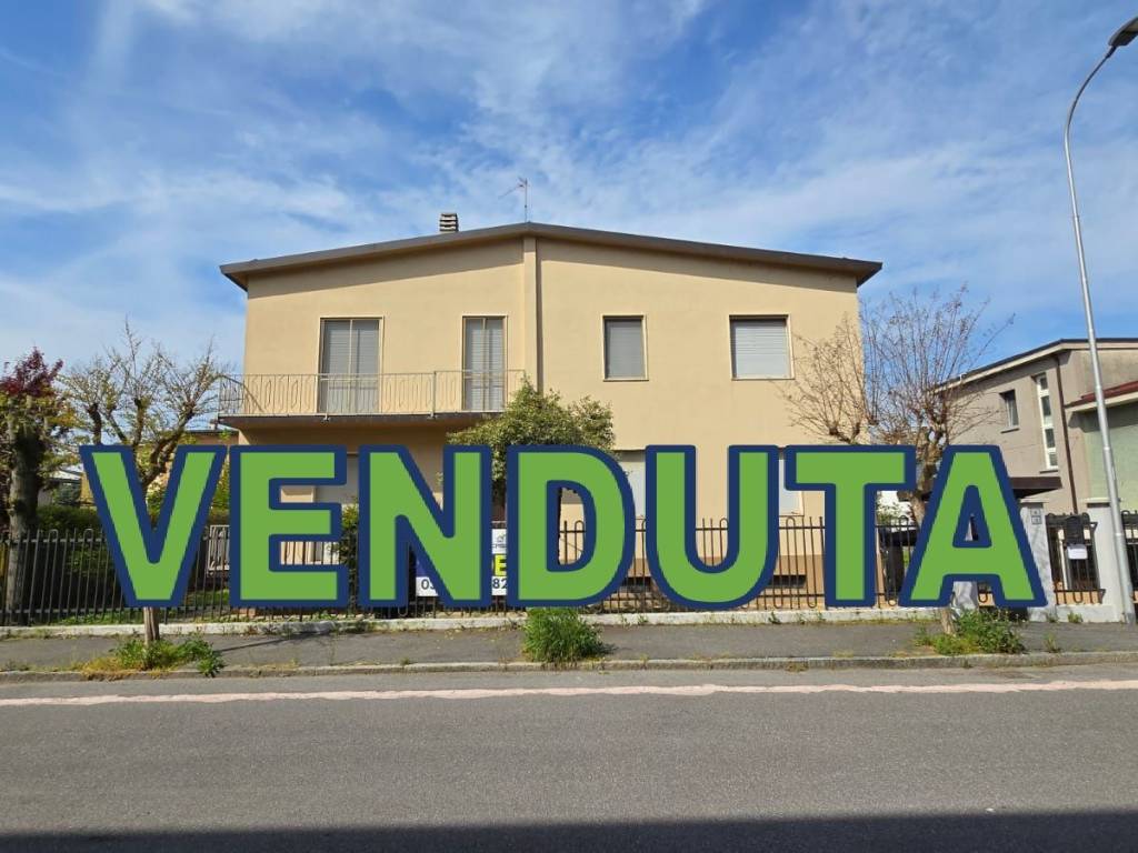 casa indipendente in vendita a Pizzighettone