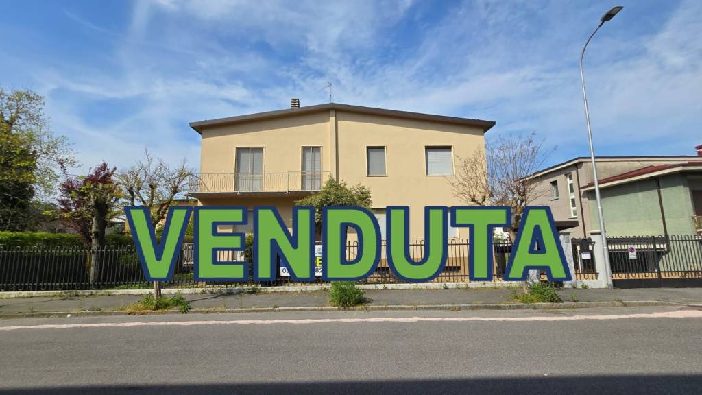 casa indipendente in vendita a Pizzighettone