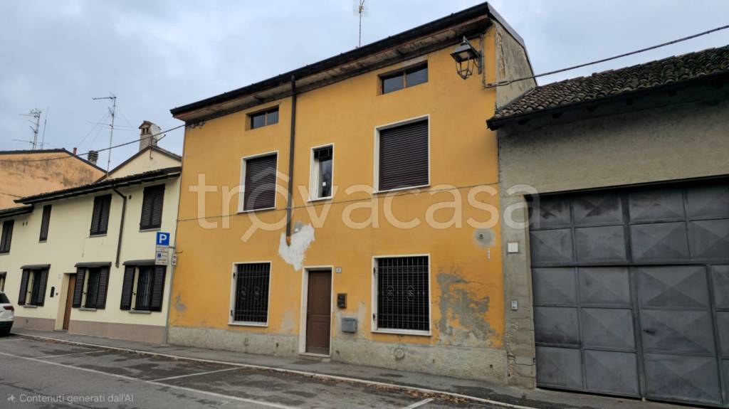 casa indipendente in vendita a Pizzighettone
