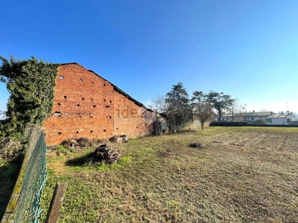 casale in vendita a Pizzighettone in zona Ferie