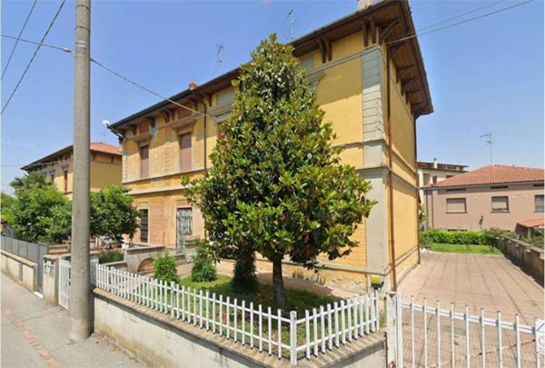 casa indipendente in vendita a Pizzighettone