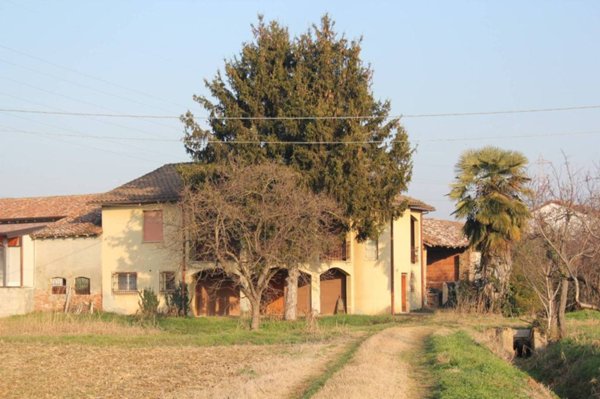 casa indipendente in vendita a Pizzighettone
