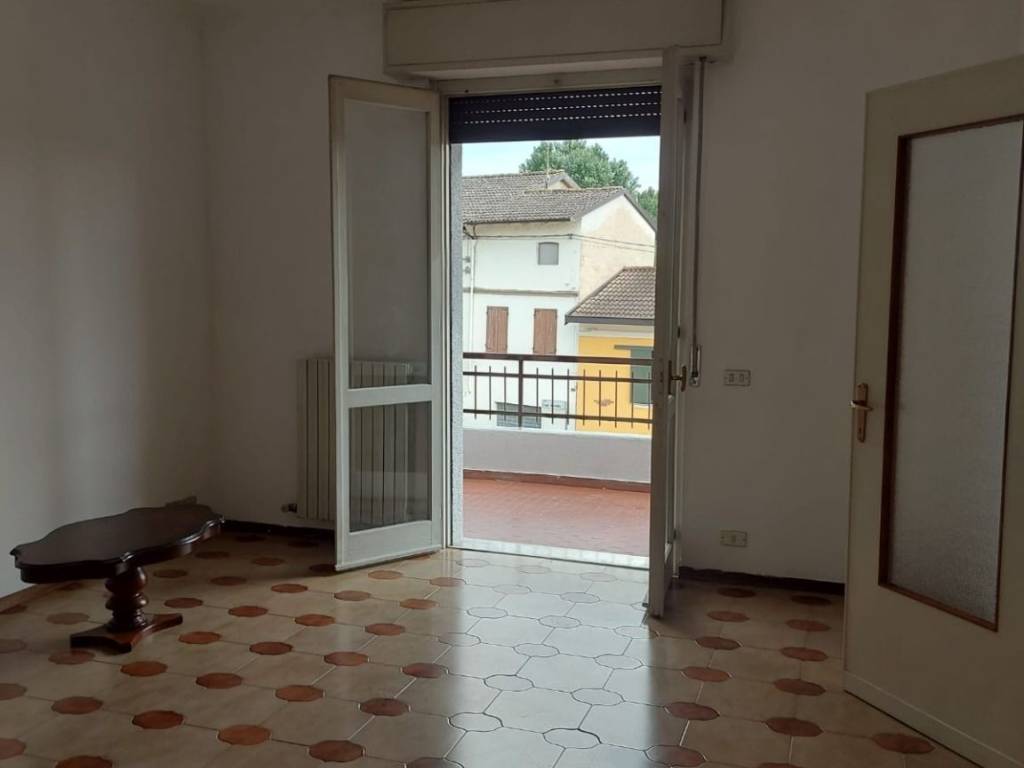 appartamento in vendita a Pizzighettone in zona Ferie