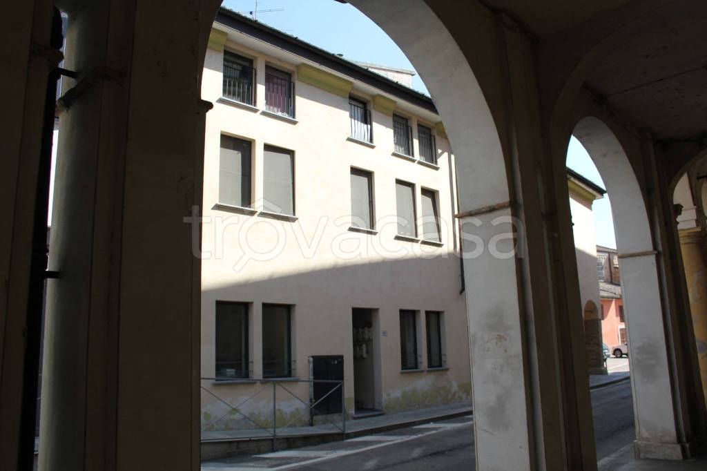 appartamento in vendita a Pizzighettone