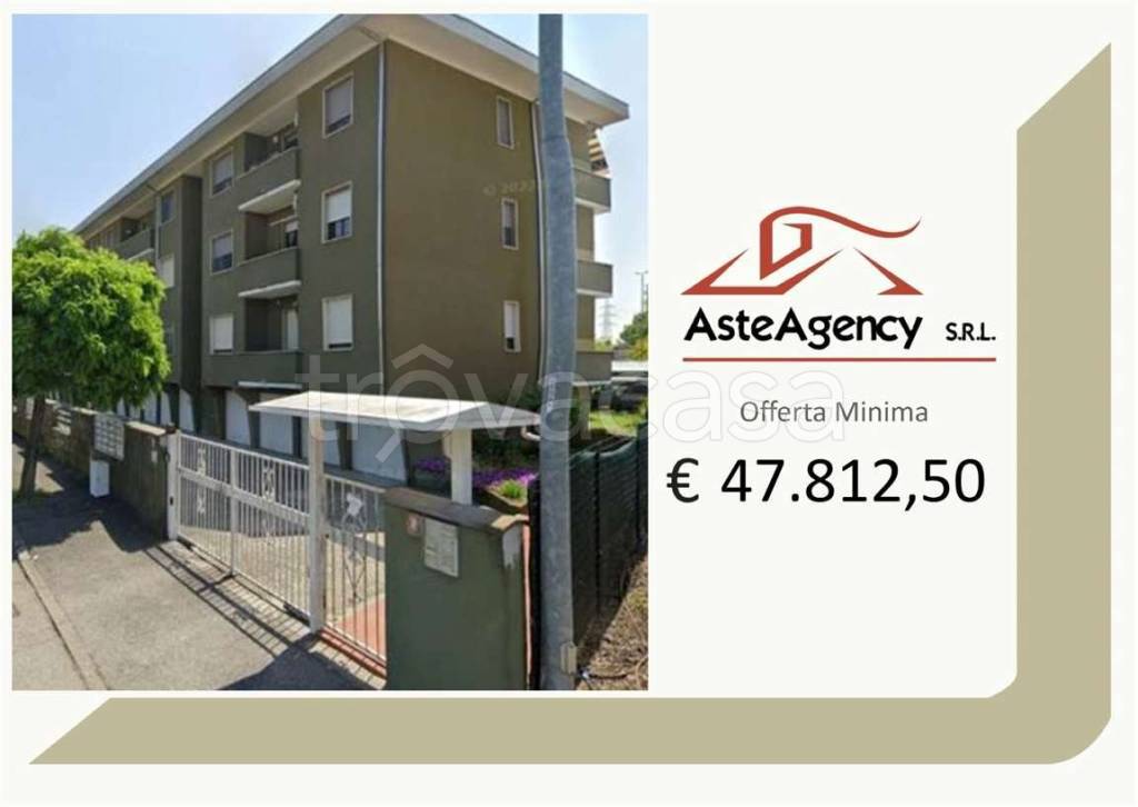 appartamento in vendita a Pizzighettone in zona Roggione
