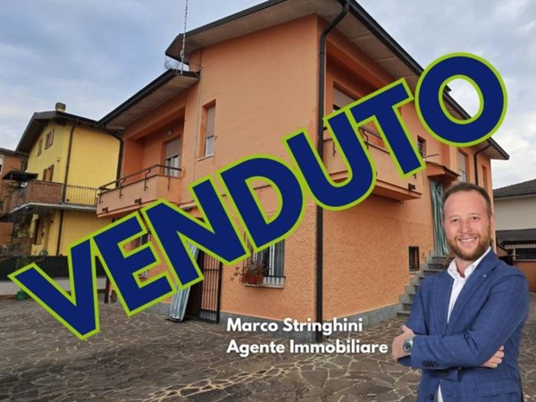 appartamento in vendita a Pizzighettone in zona Roggione
