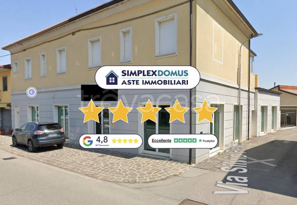 appartamento in vendita a Pizzighettone in zona Roggione